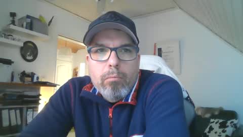 Snapshot of marriedcock1980 chatting on March 10, 2025, 7:21 am marriedcock1980 online show from March 10, 2025, 7:21 am