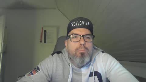 marriedcock1980 online show from December 15, 2025, 7:01 am