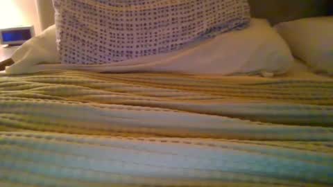 Snapshot of marriedcouple9 chatting on December 17, 2024, 4:01 am Jess and Nick online show from December 17, 2024, 4:01 am