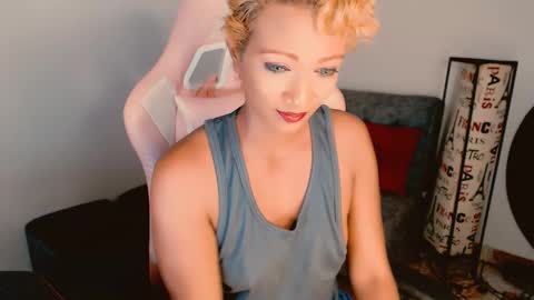 May online show from September 23, 2025, 7:06 pm