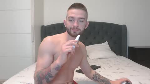 Snapshot of marselle_looker chatting on March 6, 2025, 5:46 am Marselle online show from March 6, 2025, 5:46 am