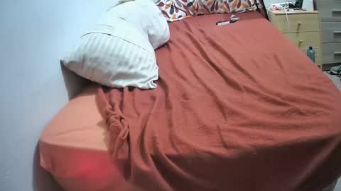 martamoontrans online show from December 1, 2024, 7:47 pm