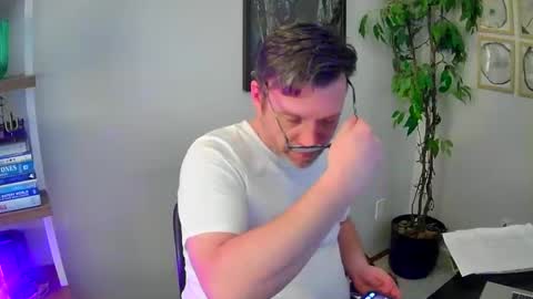 martcb1313 online show from April 18, 2026, 8:40 am