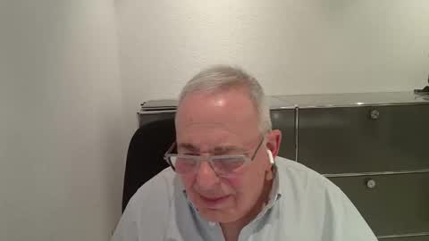 Snapshot of martin_1947 chatting on March 23, 2026, 7:18 pm martin_1947 online show from March 23, 2026, 7:18 pm