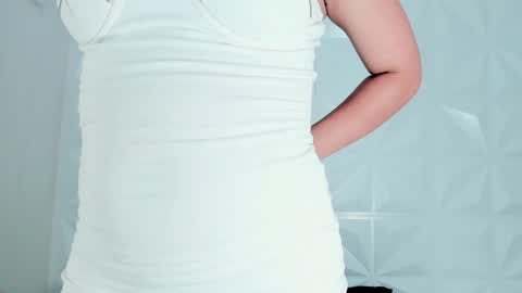 Snapshot of martina_lopezz1 chatting on October 10, 2025, 12:59 pm Martina online show from October 10, 2025, 12:59 pm