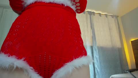 Snapshot of martina_lujann chatting on December 12, 2024, 4:21 pm M A R T I N A online show from December 12, 2024, 4:21 pm