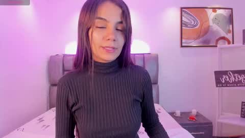 Martina online show from March 5, 2025, 12:22 pm