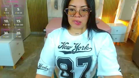 Hey im martina online show from December 1, 2025, 3:22 am
