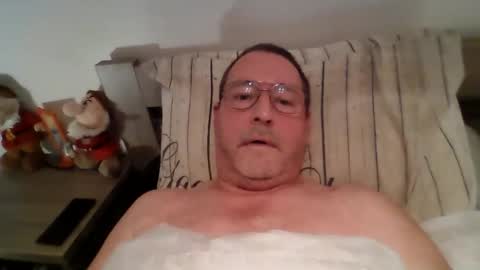 Hotguy61 online show from October 16, 2025, 9:05 pm