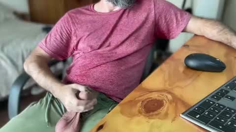 Snapshot of martincito22xl chatting on February 28, 2025, 6:41 pm Martincito online show from February 28, 2025, 6:41 pm