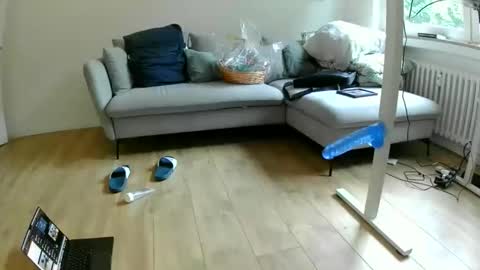 martinf123 online show from May 19, 2026, 7:47 am