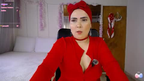 Antonella Martini online show from October 7, 2025, 8:06 pm