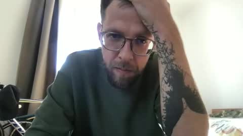 martinmagic467657 online show from April 30, 2026, 2:34 pm