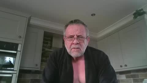 martinrgbxxxx online show from February 22, 2025, 9:23 am