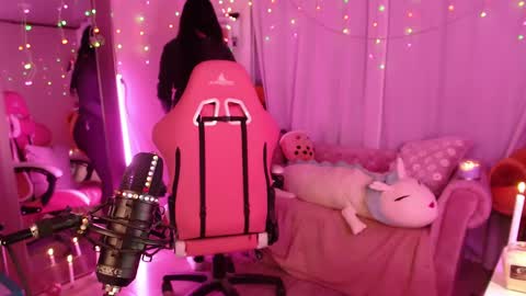 INSTAGRAM Maruchan  02 online show from December 10, 2024, 3:30 am