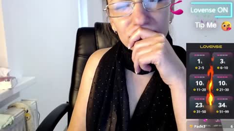 marvel1_ online show from December 3, 2024, 11:22 am