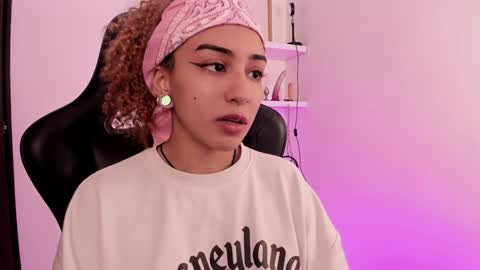 Snapshot of mary_jane_lovers chatting on January 18, 2025, 5:59 pm Mary Jane online show from January 18, 2025, 5:59 pm