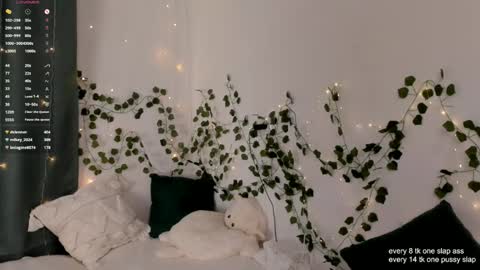 Snapshot of mary_lepson chatting on January 10, 2025, 5:02 pm Mary Lepson online show from January 10, 2025, 5:02 pm