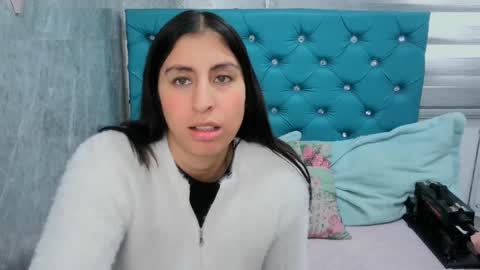  Mary Moon  online show from February 18, 2025, 4:48 pm