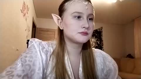 Snapshot of mary_robbins chatting on October 28, 2025, 4:20 pm Mary online show from October 28, 2025, 4:20 pm