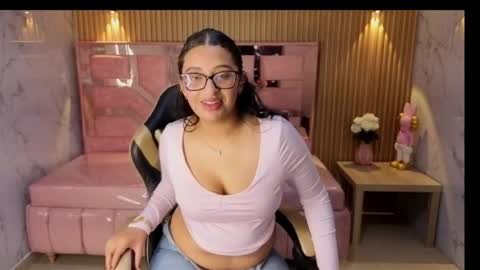 Snapshot of marya_stevens_s chatting on June 4, 2026, 8:26 pm Mary online show from June 4, 2026, 8:26 pm