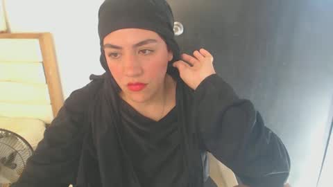 maryam_arabicmilk online show from February 4, 2025, 8:17 pm