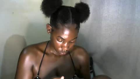 Mary online show from November 11, 2025, 2:11 am