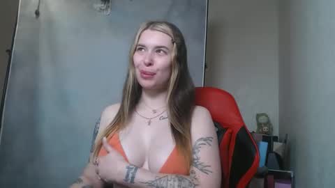 maryh0tlove online show from June 9, 2026, 9:54 am