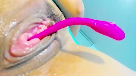 Snapshot of maryjoe11 chatting on January 22, 2025, 4:02 am maryjoe11 online show from January 22, 2025, 4:02 am