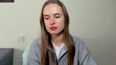 Mari online show from December 22, 2025, 9:28 am