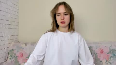 Mari online show from March 19, 2026, 7:12 am