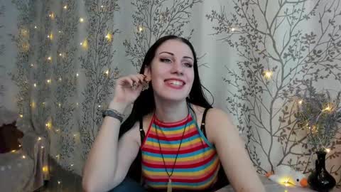 Mary Lou online show from December 18, 2024, 5:26 am