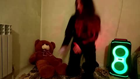 Trixie online show from March 26, 2026, 6:35 pm