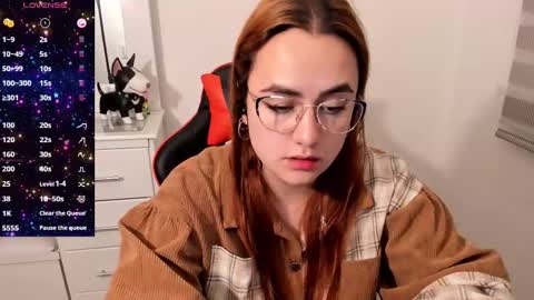 Snapshot of maryluna95 chatting on September 12, 2025, 11:04 pm Dulce Maria online show from September 12, 2025, 11:04 pm