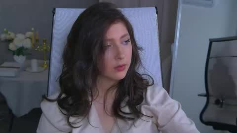 Mary Miller online show from November 7, 2025, 9:42 am