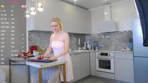 Mary online show from March 12, 2026, 8:20 am