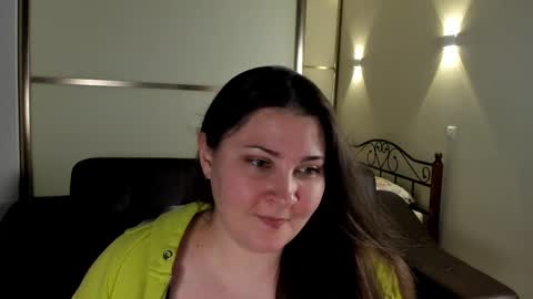 Mary online show from February 11, 2025, 6:44 pm