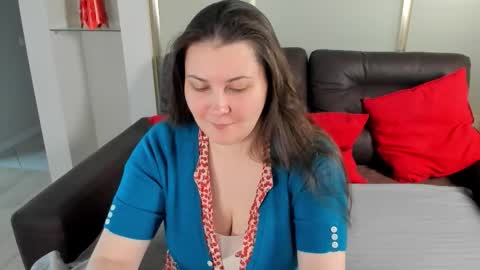 Mary online show from October 13, 2025, 6:41 pm