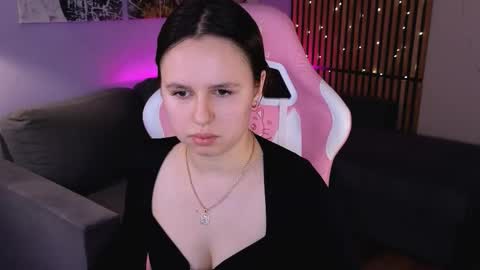 Mary online show from February 25, 2026, 3:21 pm