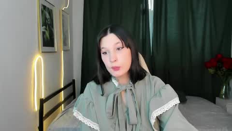 Snapshot of maryyholmes chatting on April 13, 2026, 8:20 am Mary online show from April 13, 2026, 8:20 am