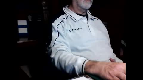 marziomaurizio online show from December 17, 2024, 6:31 pm