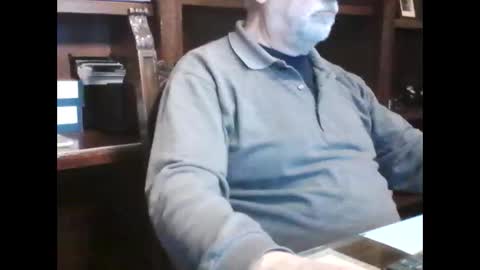 marziomaurizio online show from January 30, 2025, 6:21 pm