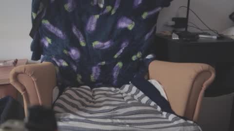 Snapshot of masachusset chatting on November 17, 2025, 6:19 am masachusset online show from November 17, 2025, 6:19 am