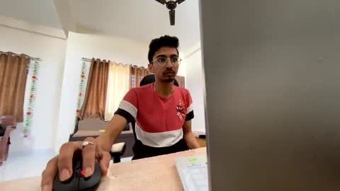 Mask Boy online show from December 31, 2024, 6:27 am