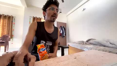 Mask Boy online show from February 15, 2025, 4:14 am