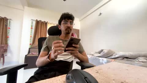 Mask Boy online show from February 17, 2025, 7:58 am