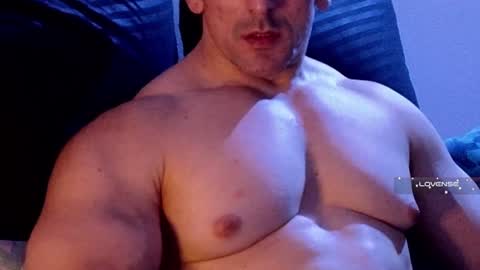 masked_bodybuilder online show from January 16, 2025, 12:23 am