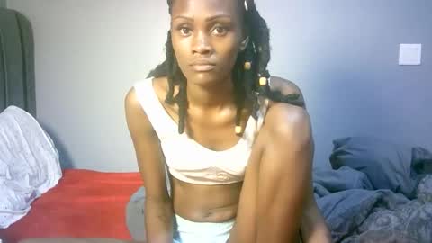 maskgang001 online show from September 25, 2025, 2:48 am