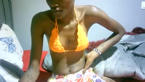 maskgang001 online show from December 19, 2025, 3:13 am