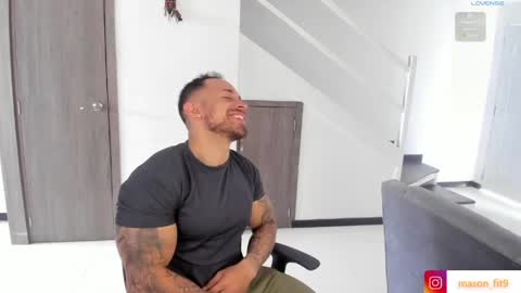 Snapshot of mason_fit chatting on June 2, 2026, 3:58 pm Mason Andre online show from June 2, 2026, 3:58 pm
